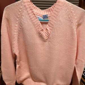 Vintage 1990s Just Maggie Peach Women's Sweaters | 100% Acrylic | Women’s S